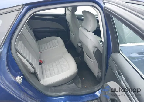 2016 Ford Fusion S z USA, uszkodzony, nr VIN 3FA6P0G71GR113111